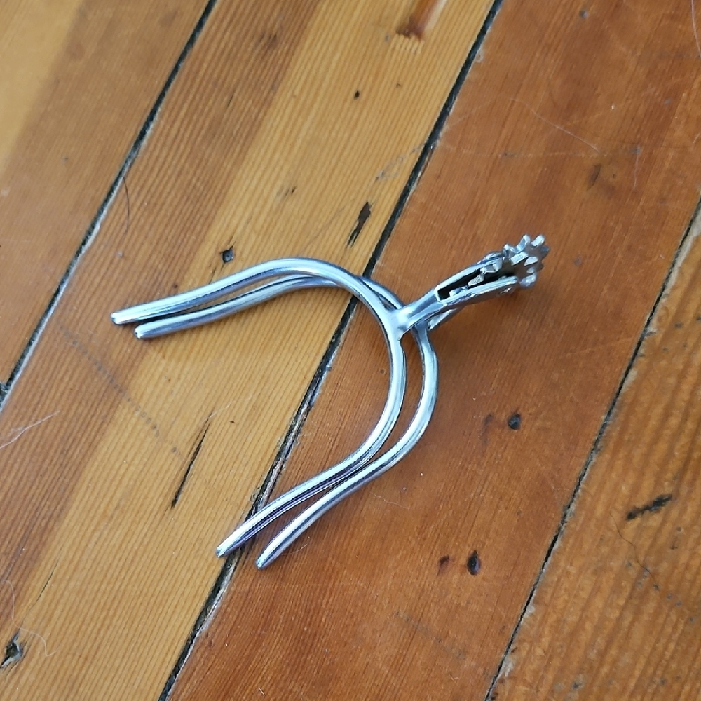 Slip On Spurs